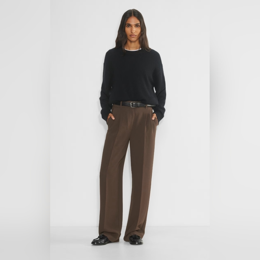 Aritzia Effortless Pant Dark Mocha Brown Size 0